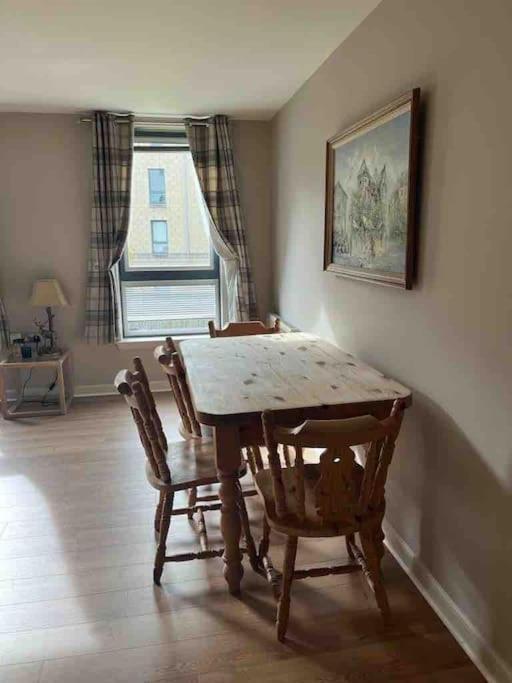 Modern 2 Bedrooms & Two Bathrooms Édimbourg